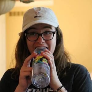 Meet your Posher, Caroline